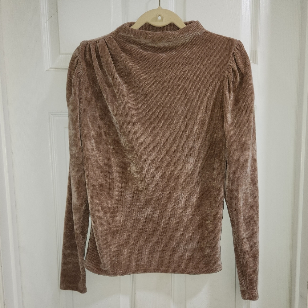 NWOT Express Pleated Shoulder Brown Sweater - Small